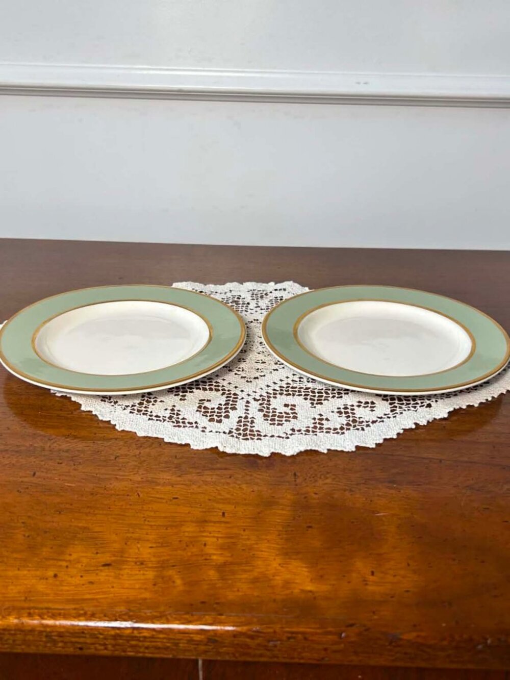 Chateau Buffet Taylor, Smith & Taylor dessert plates